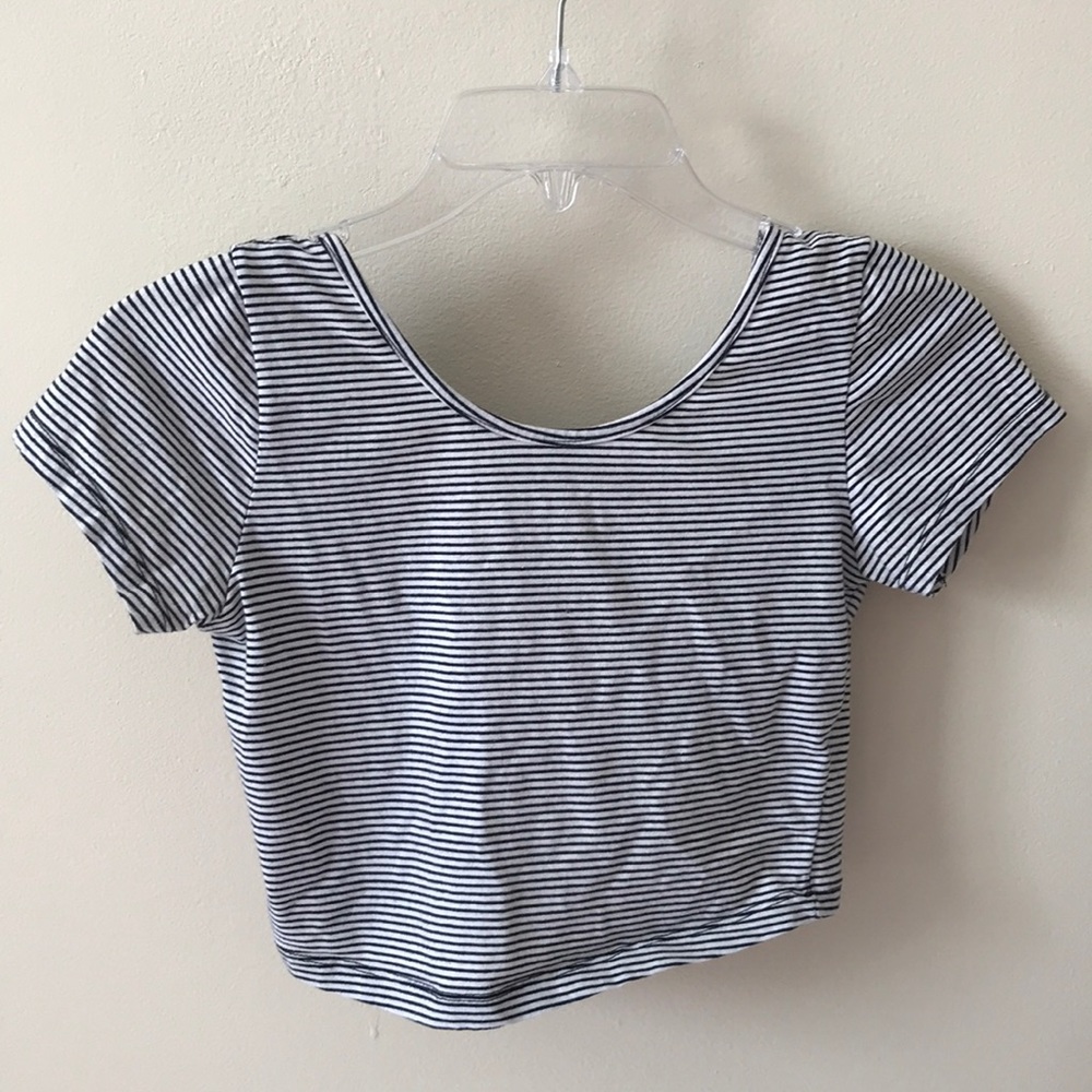 Stripped Cropped Top